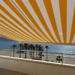 דירה Frente Al Mar Con Amplia Terraza Y Vistas A La Bahia *